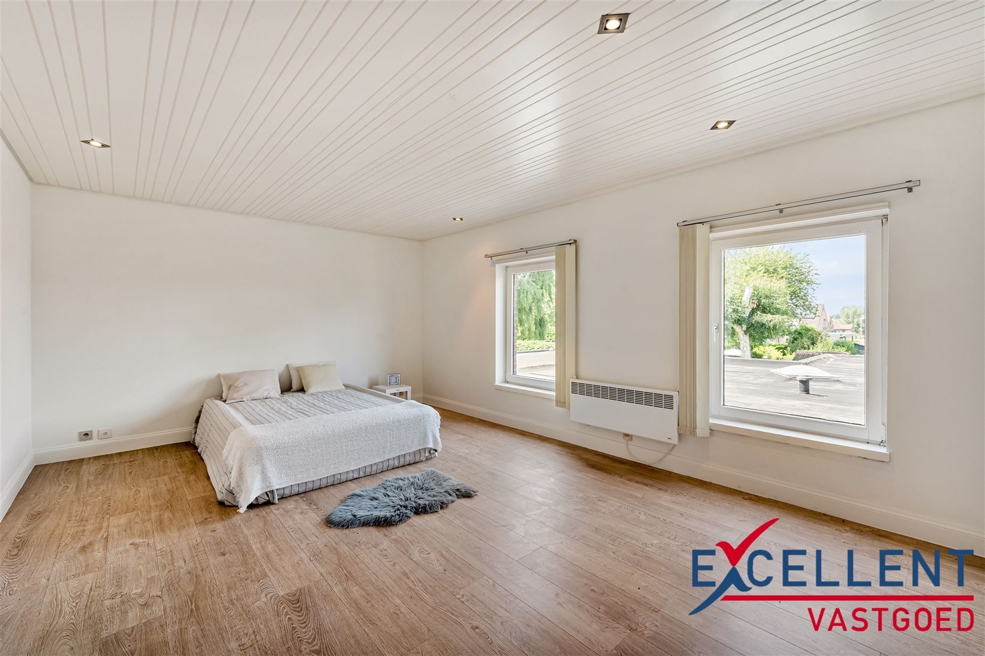 Charmante woning met prachtige tuin en bijhorend handelspand  foto 6