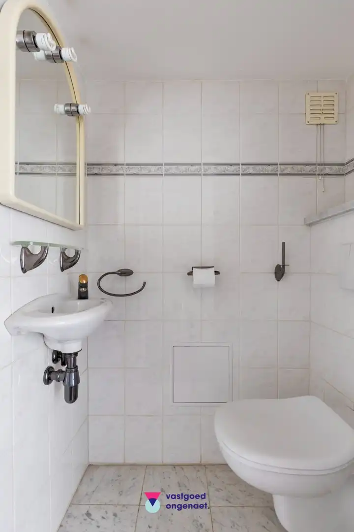 Op te frissen appartement – Linkeroever foto 11