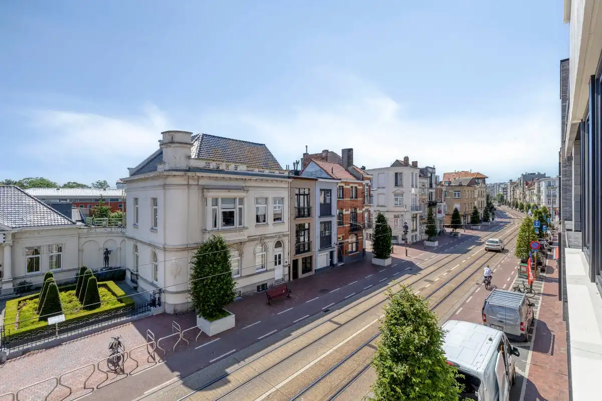 Instapklaar 2-slaapkamer appartement te koop te Blankenberge foto 13
