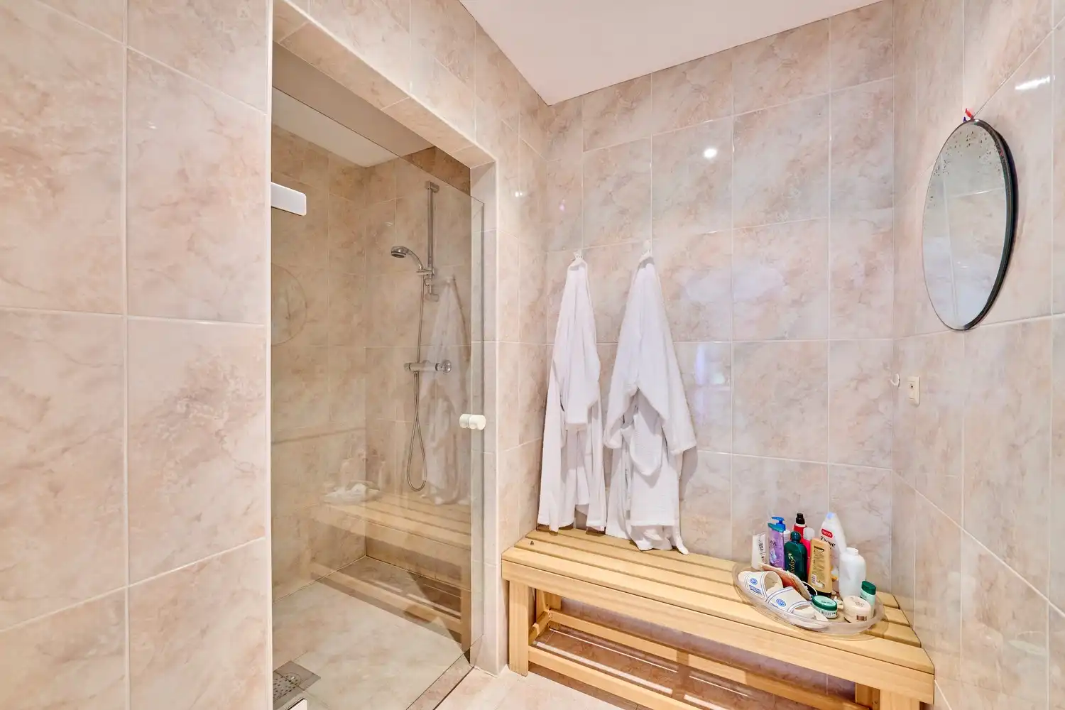 Exclusieve villa op toplocatie – een oase van rust en comfort nabij Maasmechelen en Genk foto 21