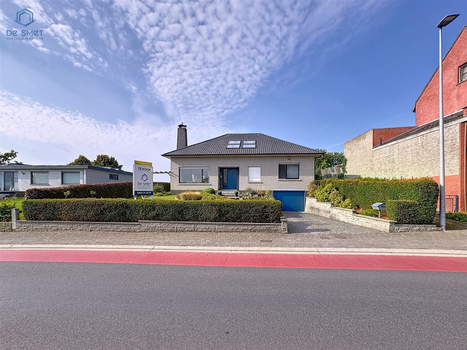Ruime, Instapklare Villa met 4 Slaapkamers, Dubbele Garage en Prachtige Tuin in Groene Omgeving foto {{pictureIndex}}