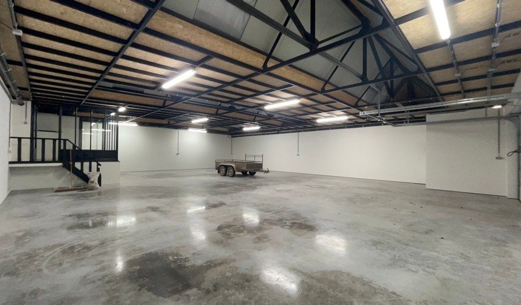 Gerenoveerde opslagruimte te huur in Balegem foto 6