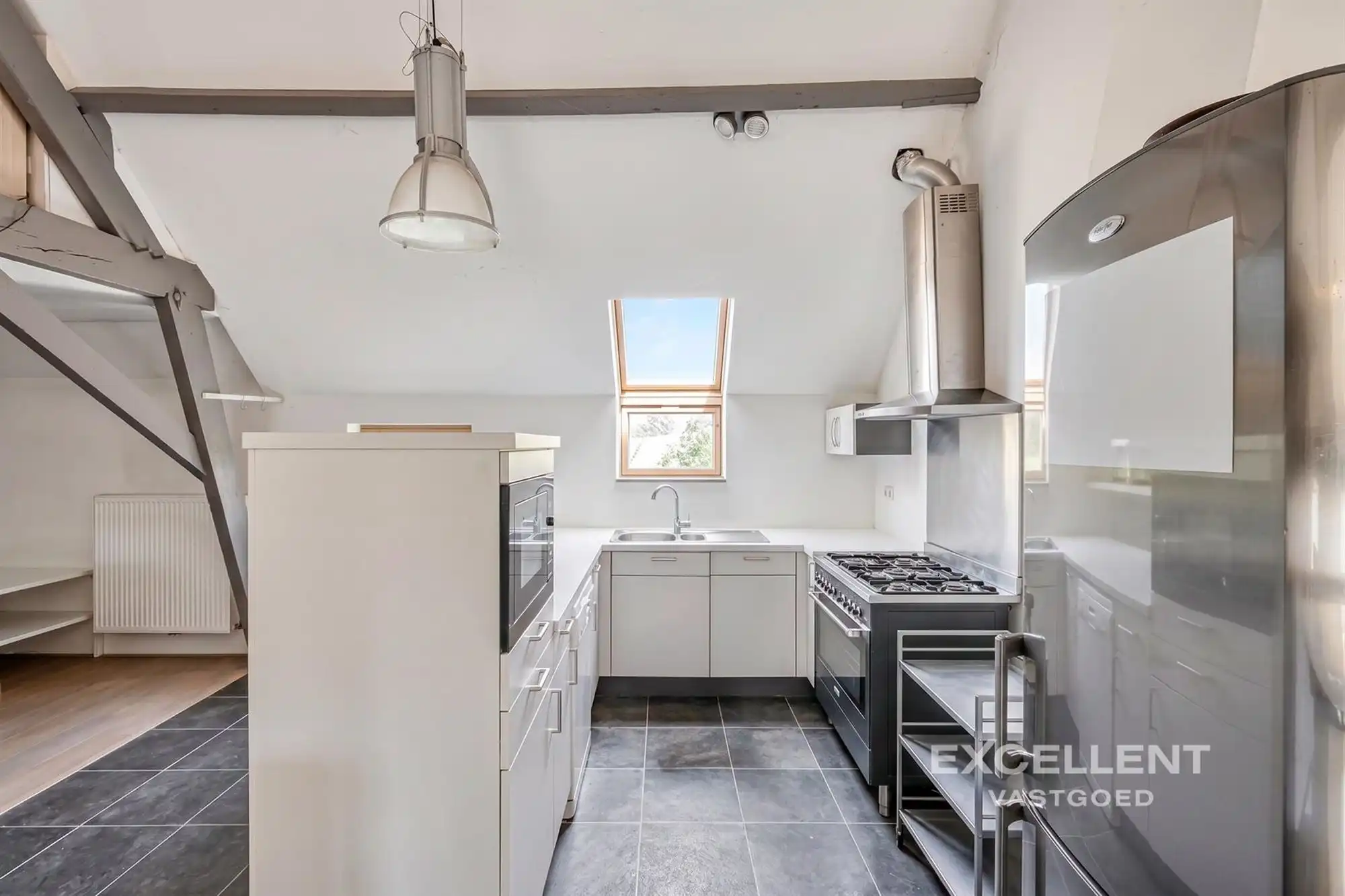 Opbrengsteigendom met 2 verhuurbare appartementen foto 11