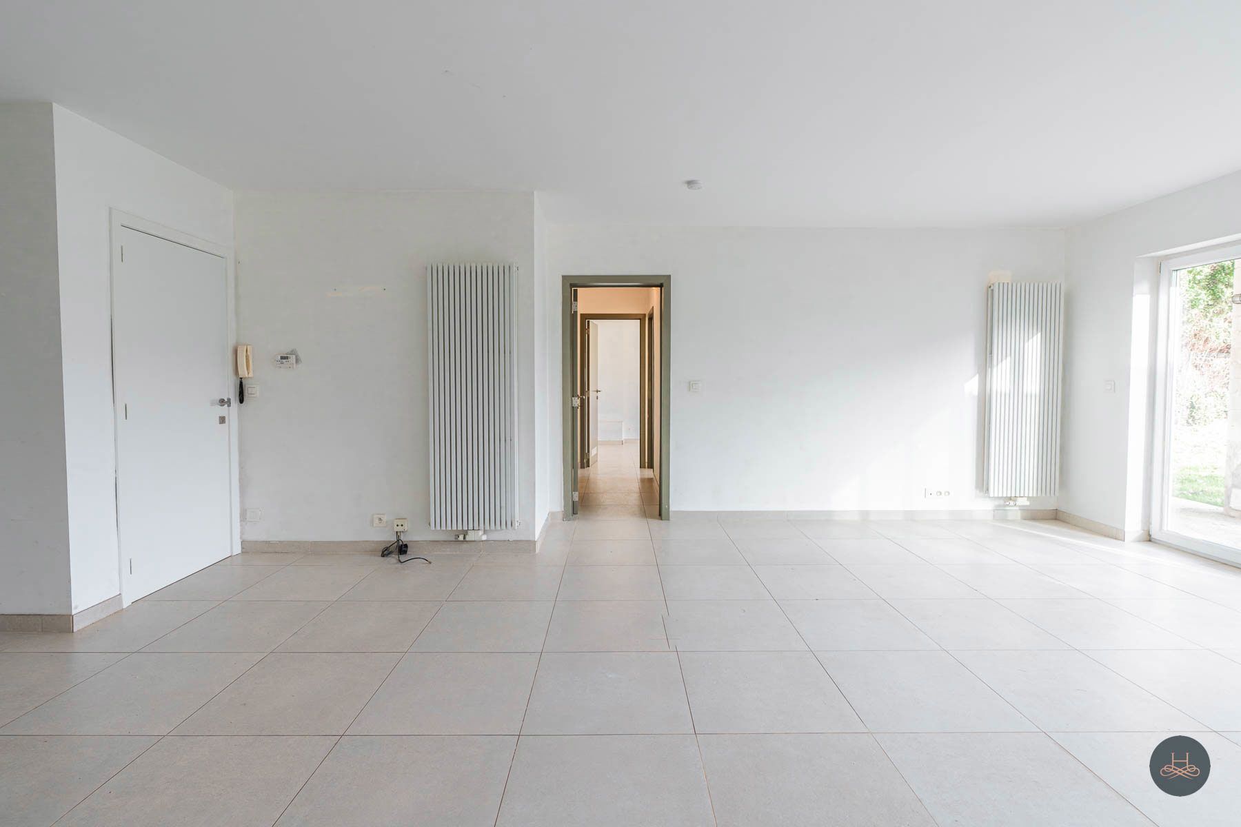 Uniek appartement met ruime tuin foto 5