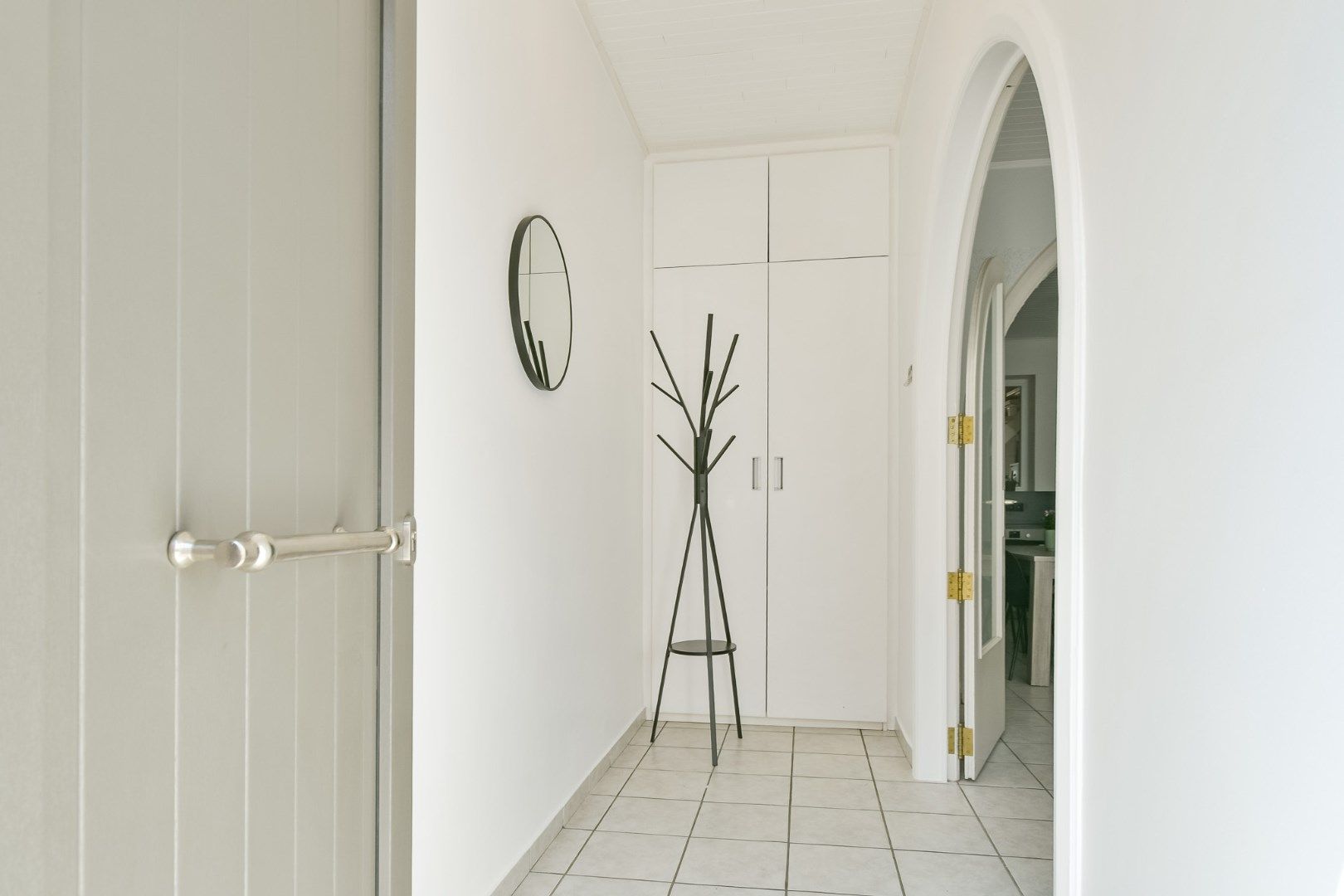 Instapklare woning in het centrum van Wevelgem! foto 3