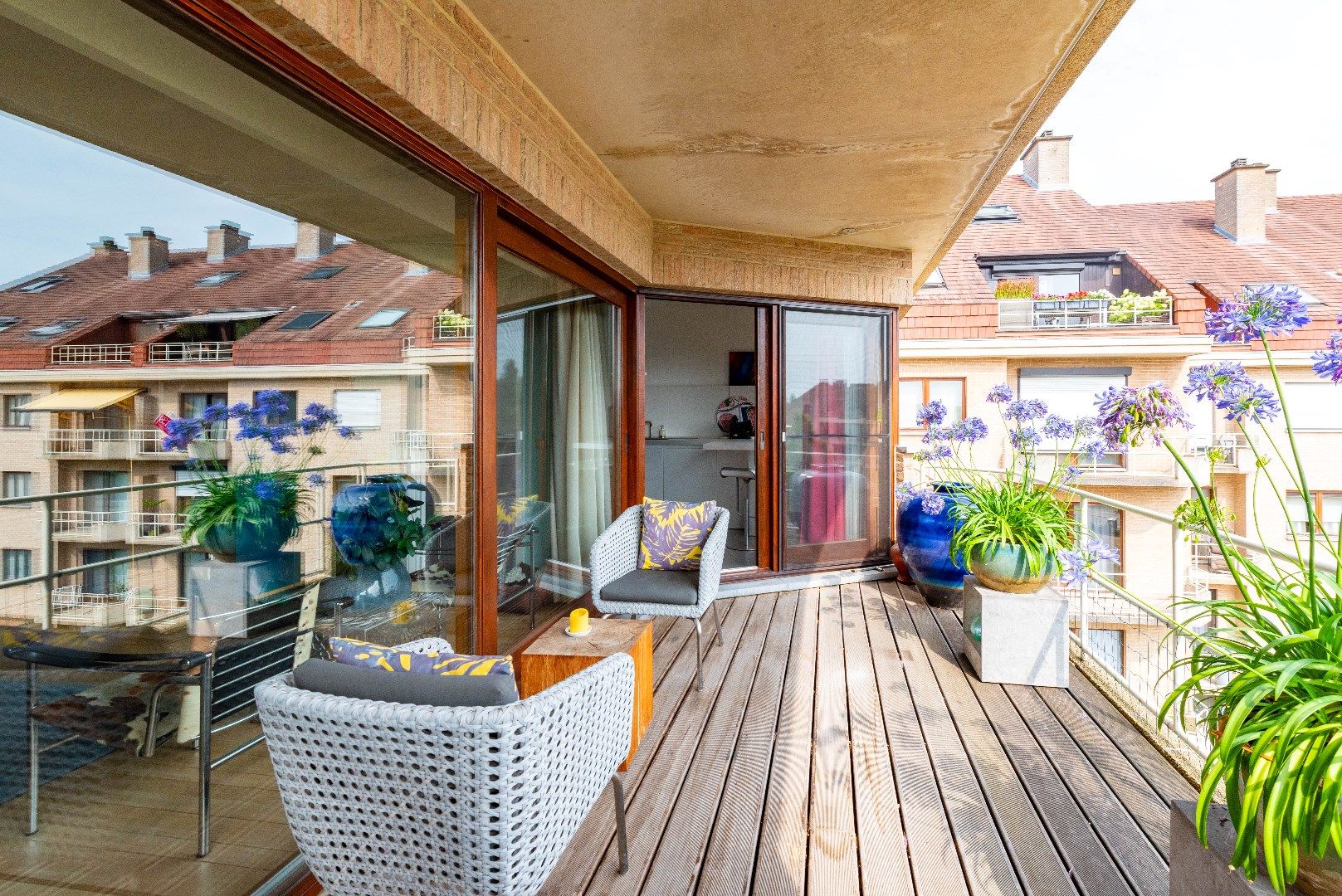 Ruim appartement met terras foto 17
