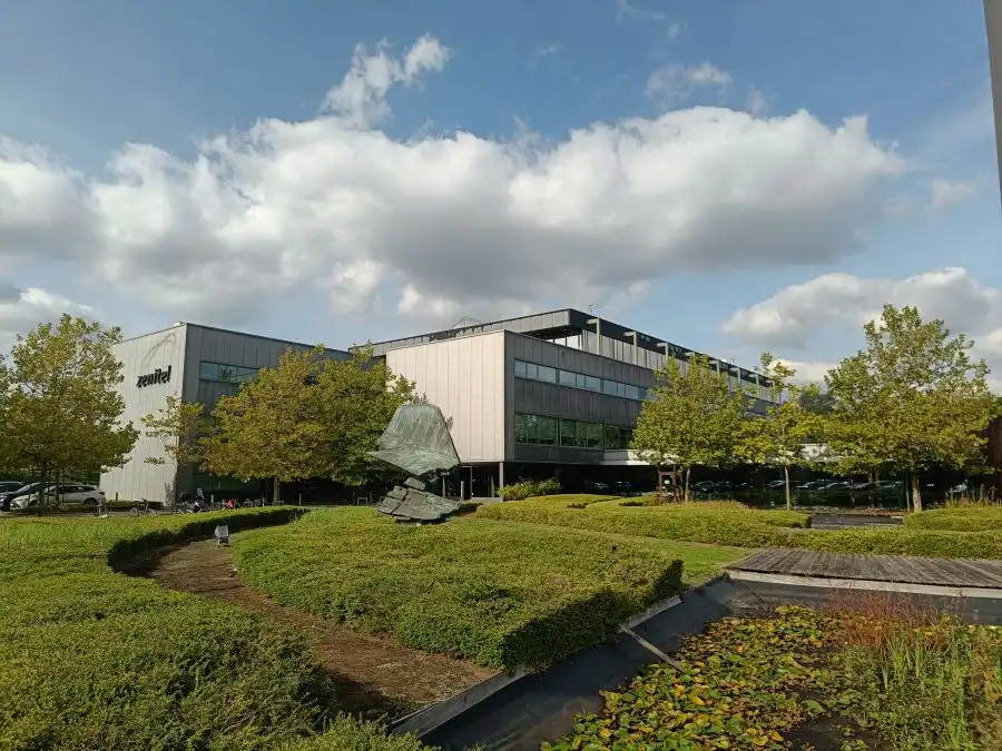 Z.1 Researchpark 110, 1731 Zellik foto {{pictureIndex}}