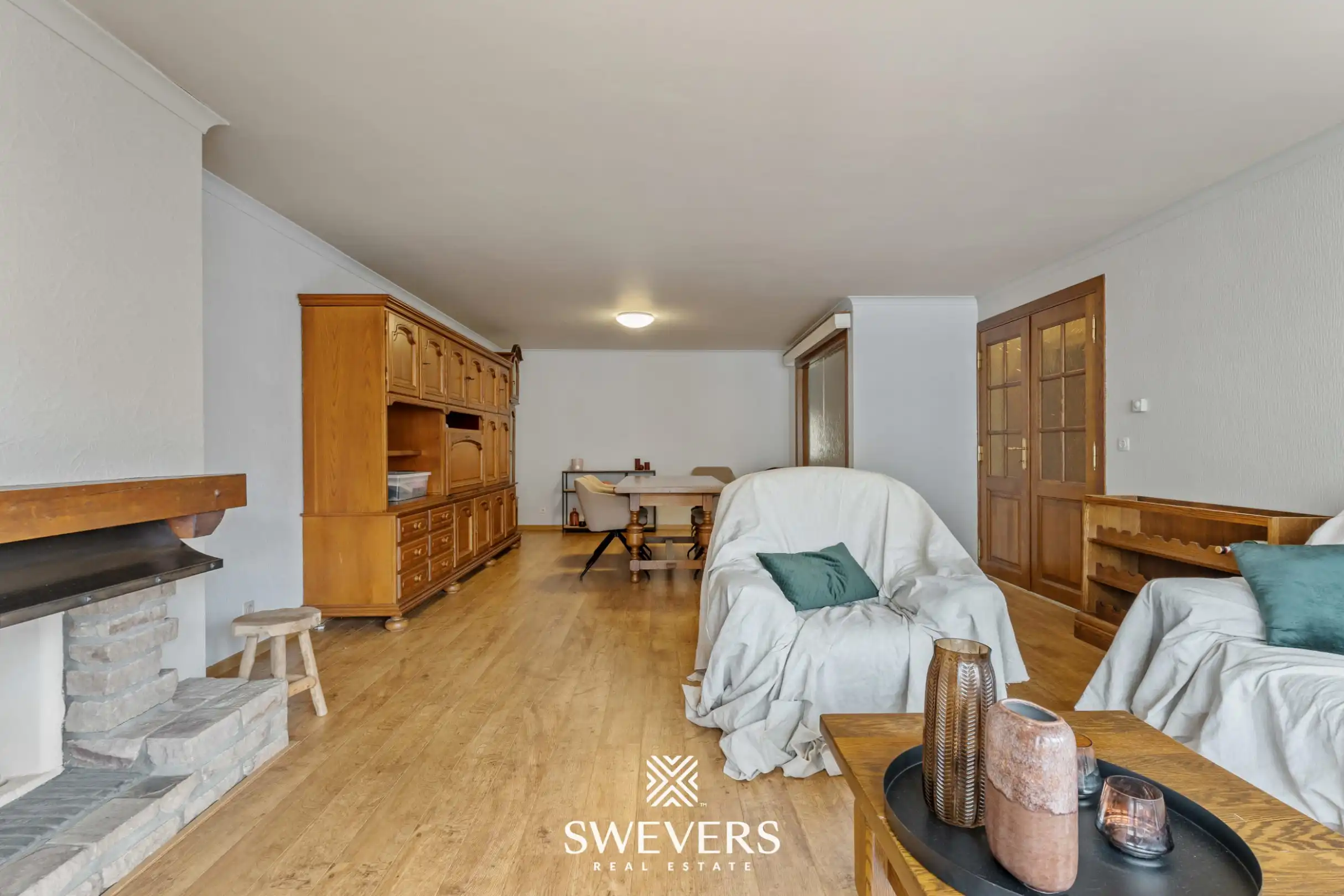 Ruim en lichtrijk 3-slpk appartement met 2 terrasjes in hartje Genk foto 5