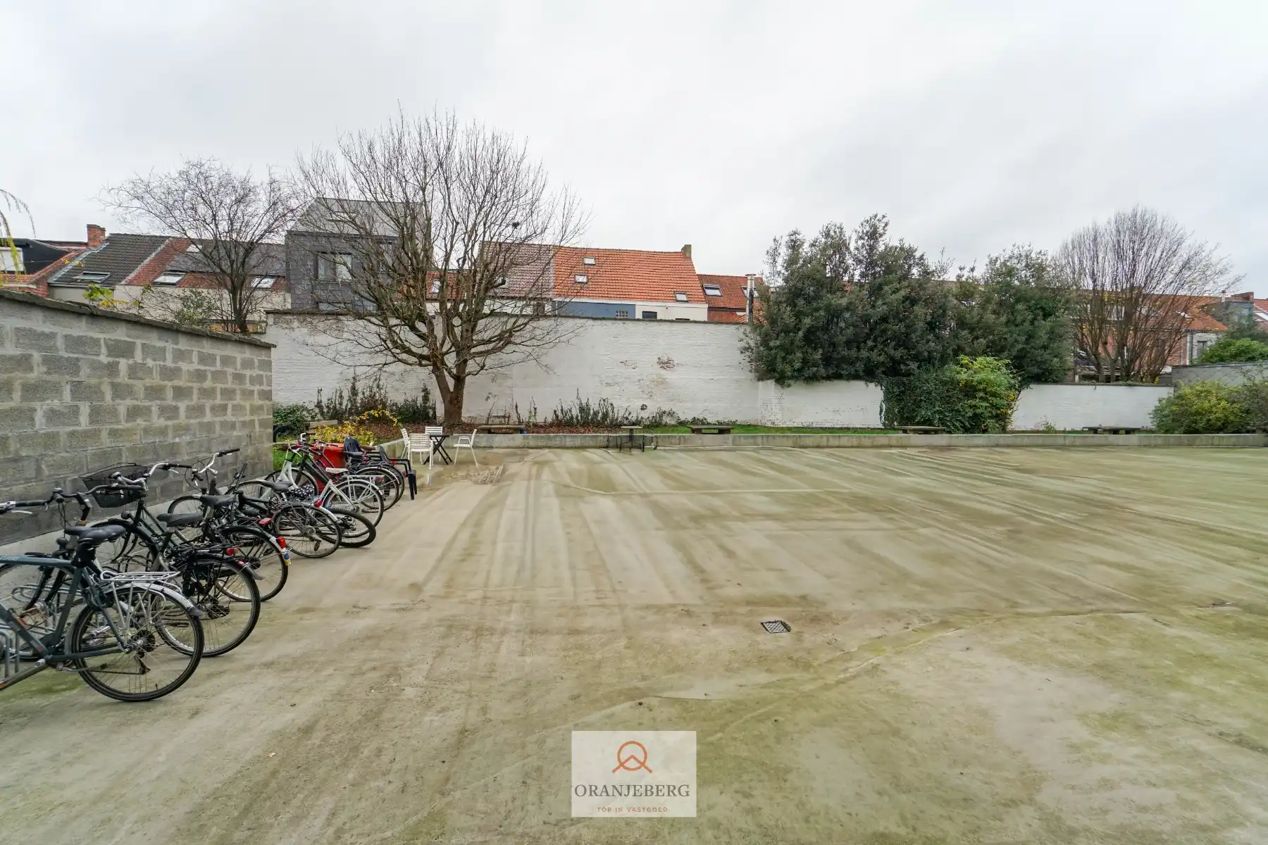 Instapklaar gelijkvloers appartement aan Keizerspark met gemeenschappelijke buitenruimte en fietsenstalling foto 11
