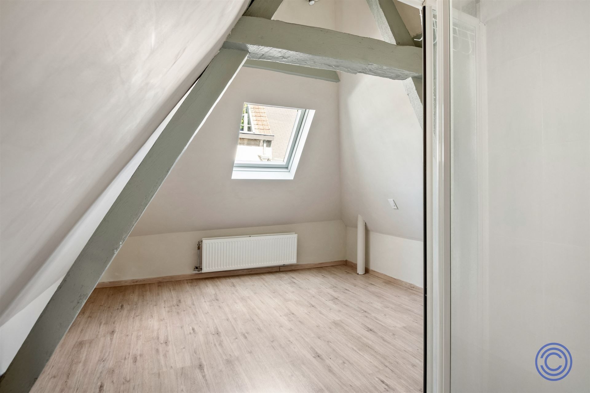 Cozy studio met uniek uitzicht, middenin de stad! foto 7