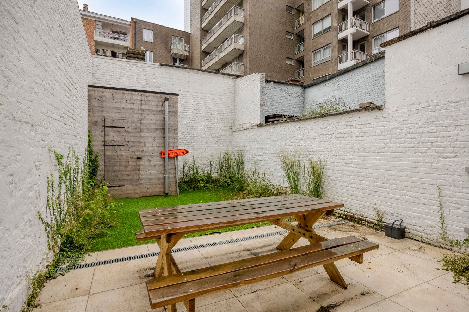 Opbrengsteigendom 6 entiteiten nabij Stadscentrum foto 5