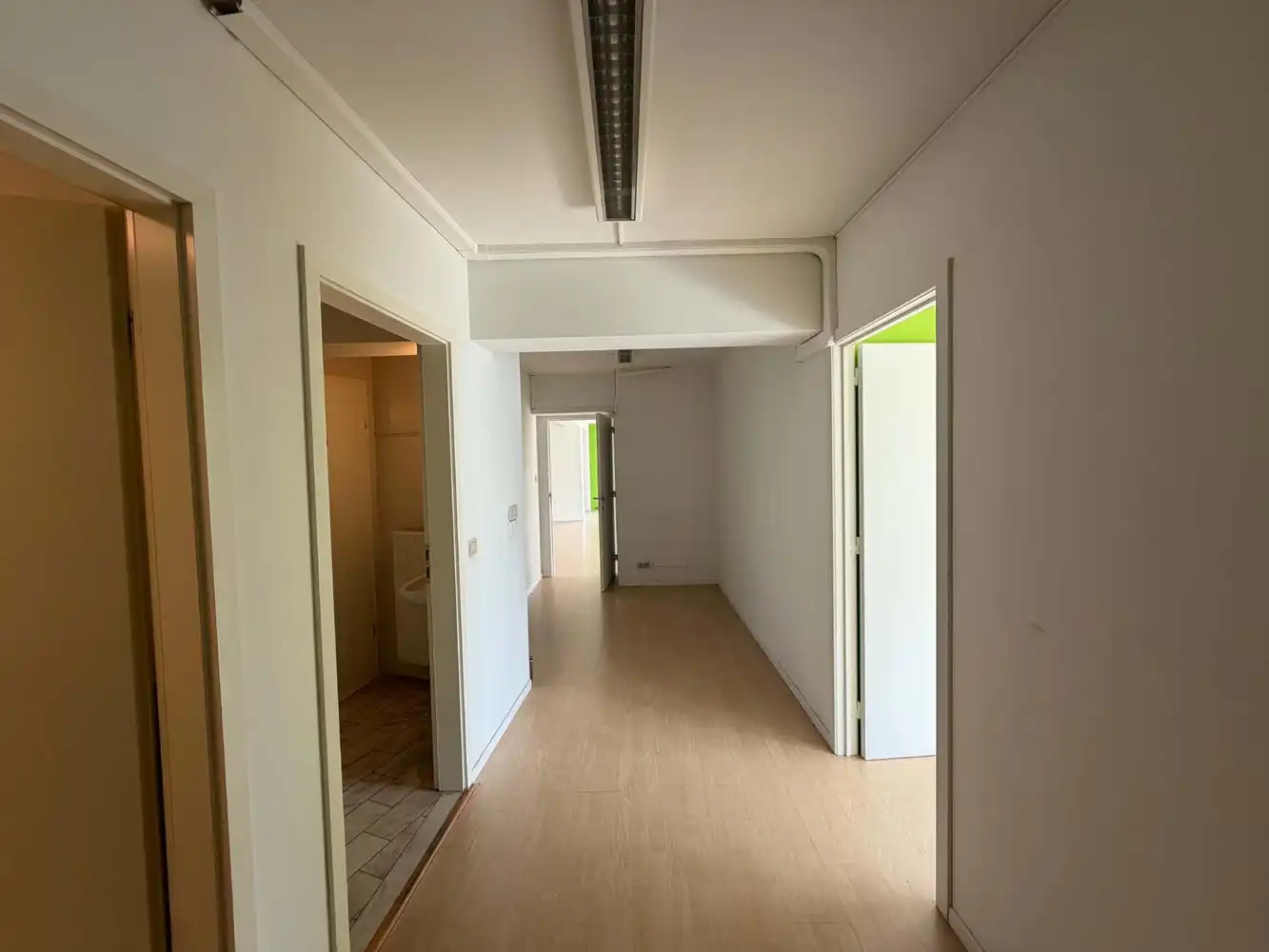 ZICHTLOCATIE BOUDEWIJNLAAN + GEBRUIK VOORGELEGEN PARKING foto 27