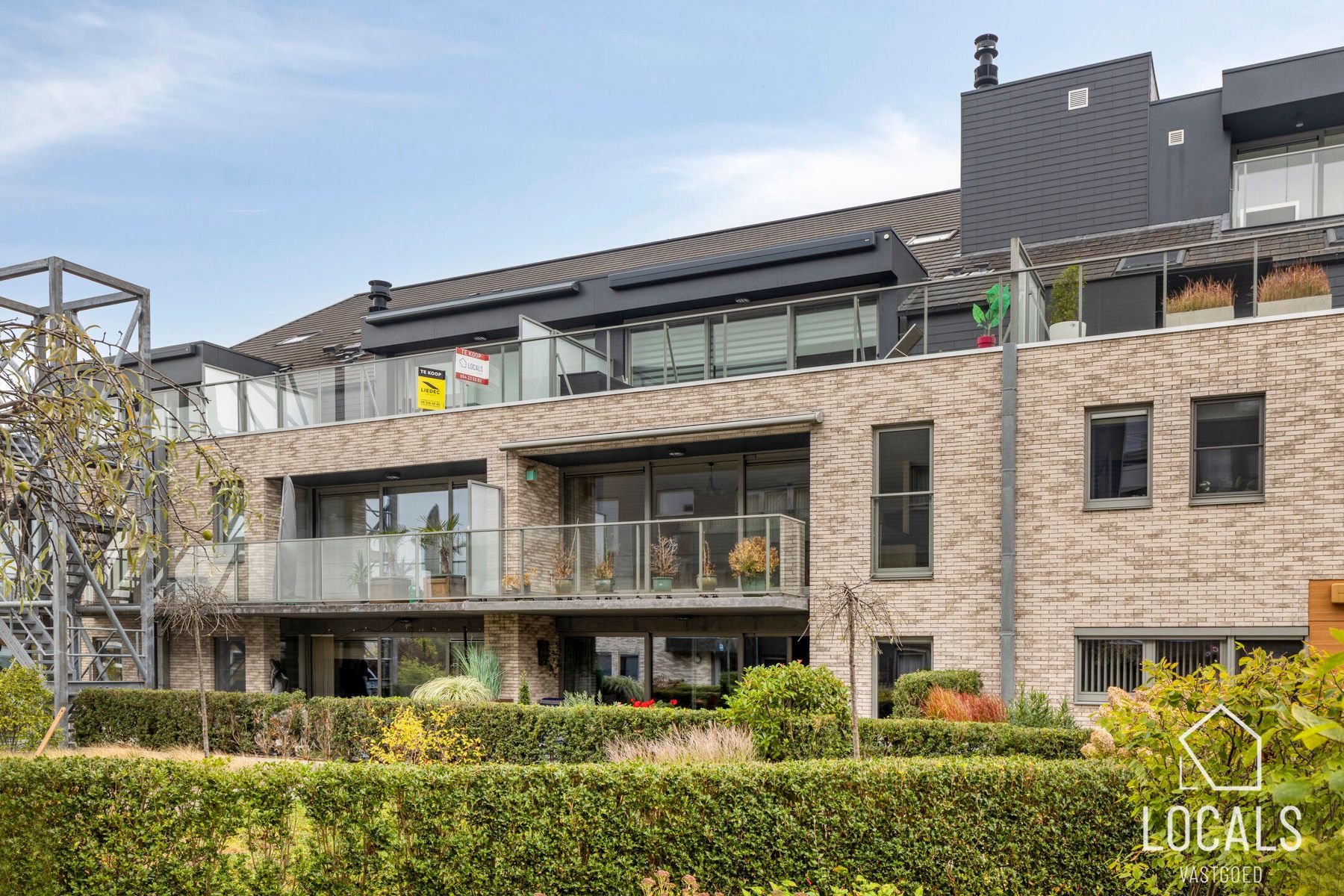 Ruim 2-slpk appartement met terras in centrum Ninove foto 21