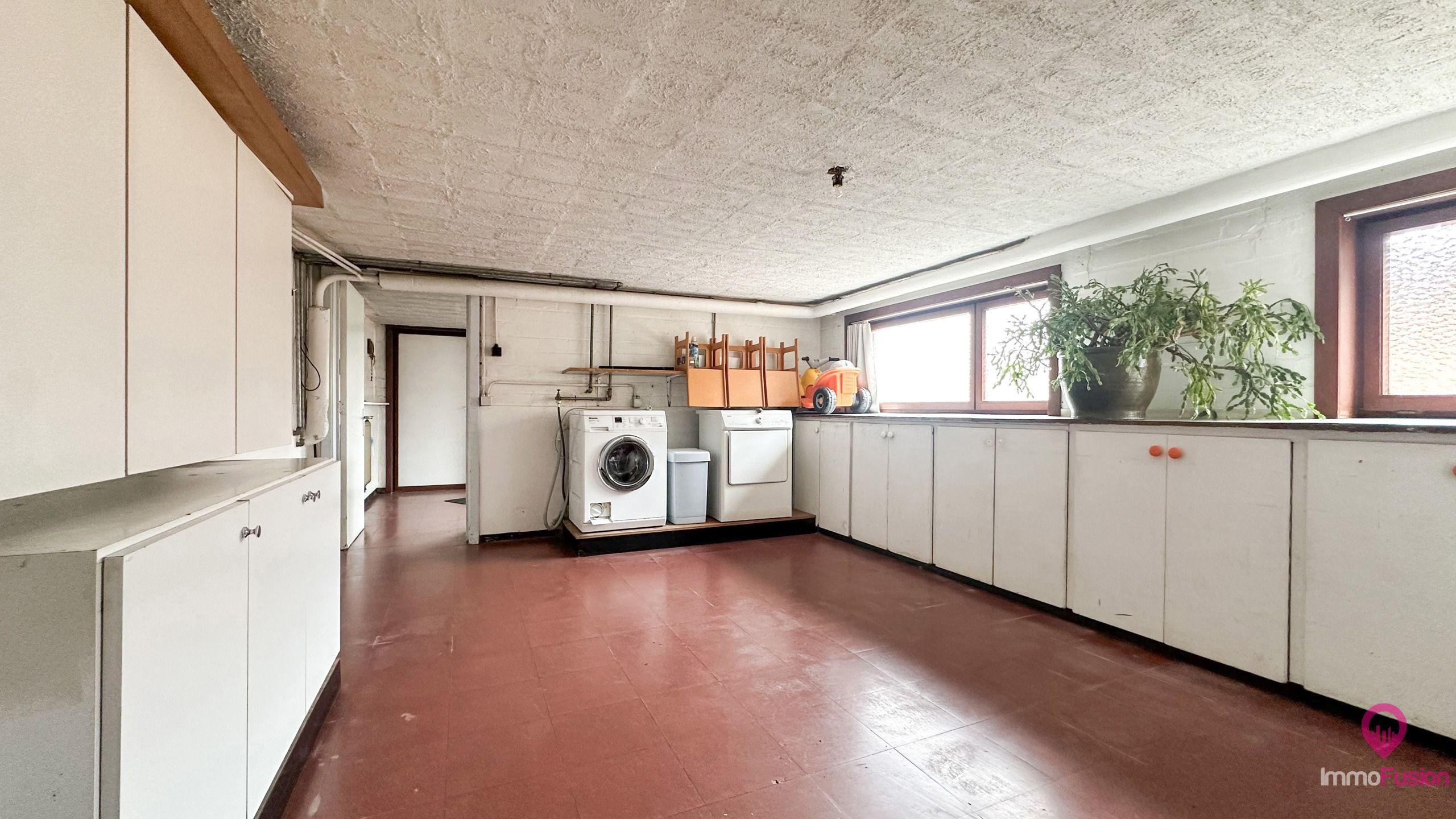 Ruime woning met 5slpk + groot perceel in bosrijke omgeving! foto 18