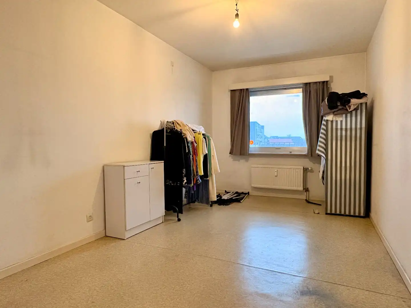 Appartement met 2 slaapkamers en staanplaats op de markt van Harelbeke  foto 7