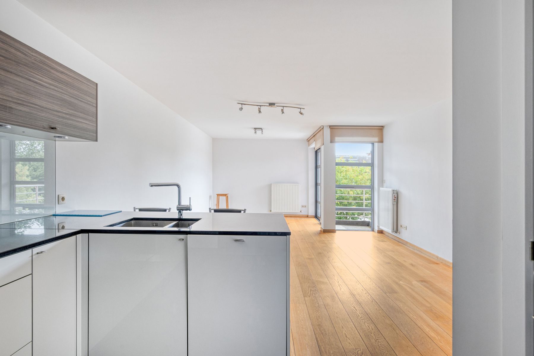 Goed onderhouden appartement op eerste verdieping met garage foto 6