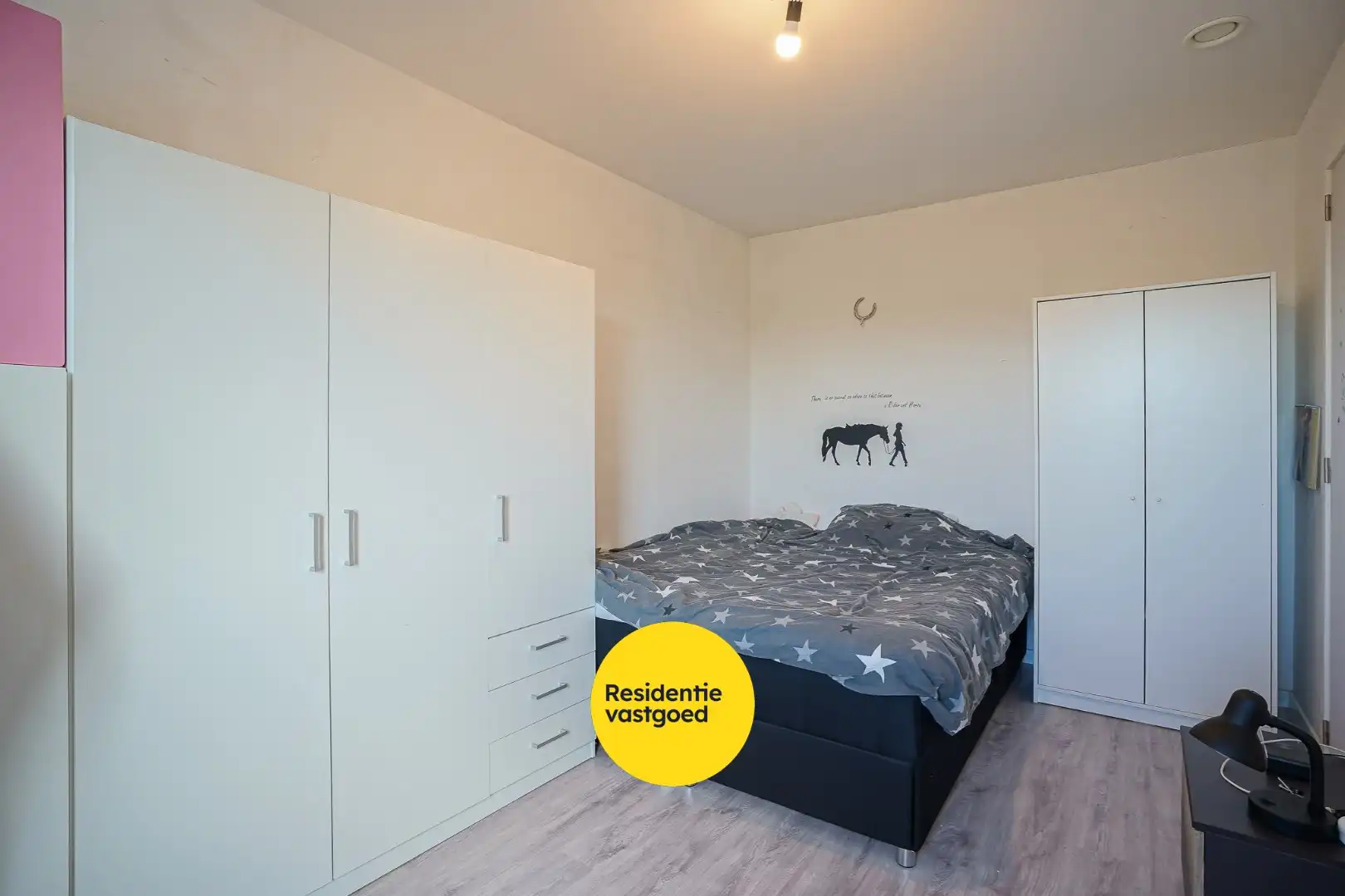 Recente woning op landelijke ligging in Aartrijke foto 18