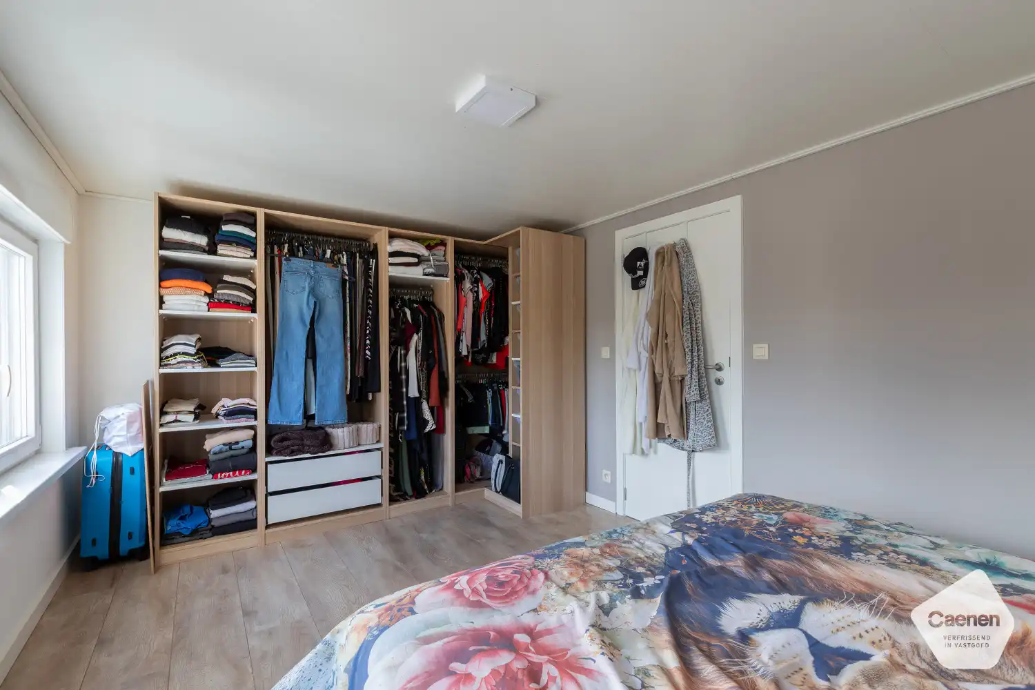 Instapklare half-open woning in het rustige en groene dorp Hertsberge met 3 slaapkamers , carport en zonnige tuin! foto 10