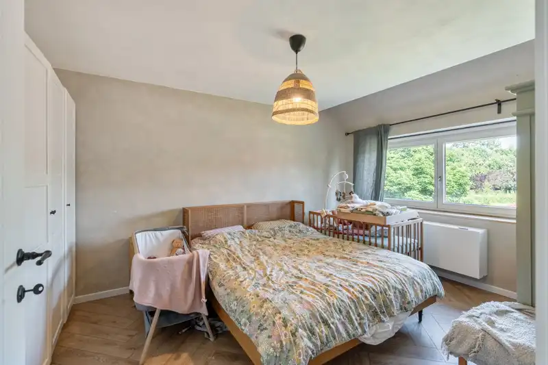 Recente, landelijke woning met 3 slaapkamers, tuin en parking foto 16