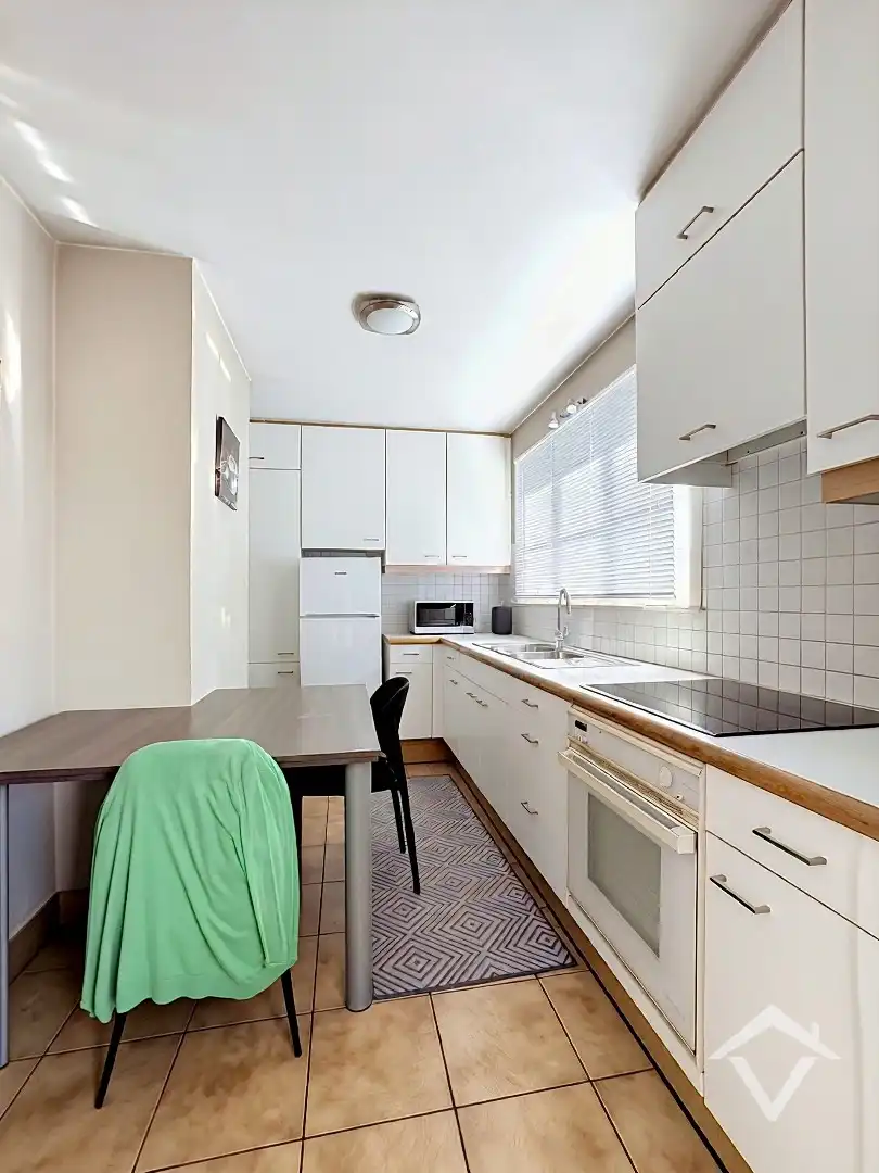 Instapklaar appartement van 98m² met ruime garage op topligging te Harelbeke foto 14