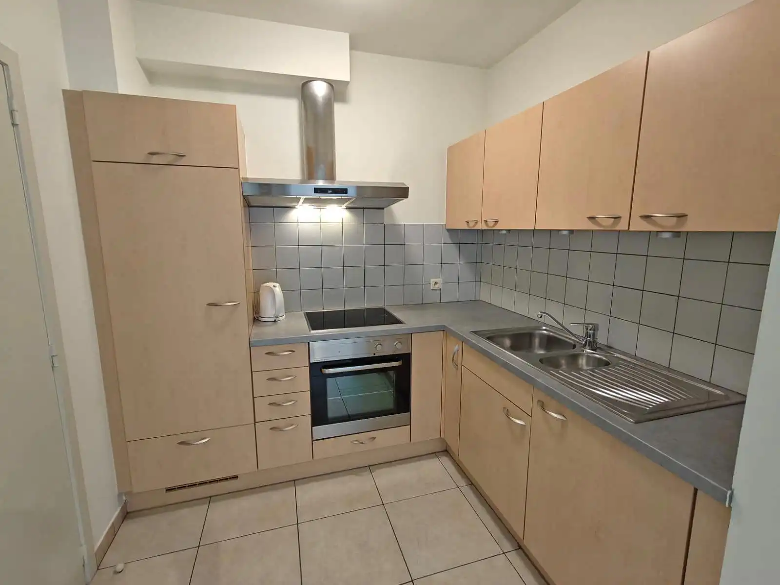 Gelijkvloers appartement met 2 slaapkamers en garage foto 4