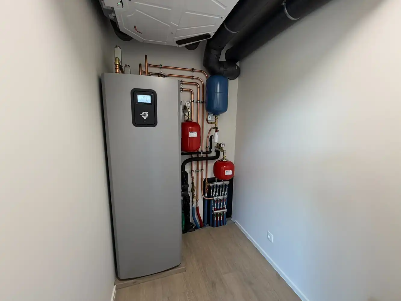 Genk, Weg naar As 194 bus 21: Luxueus en energieneutraal nieuwbouwappartement met 1 slaapkamer en 2 grote terrassen ! foto 20