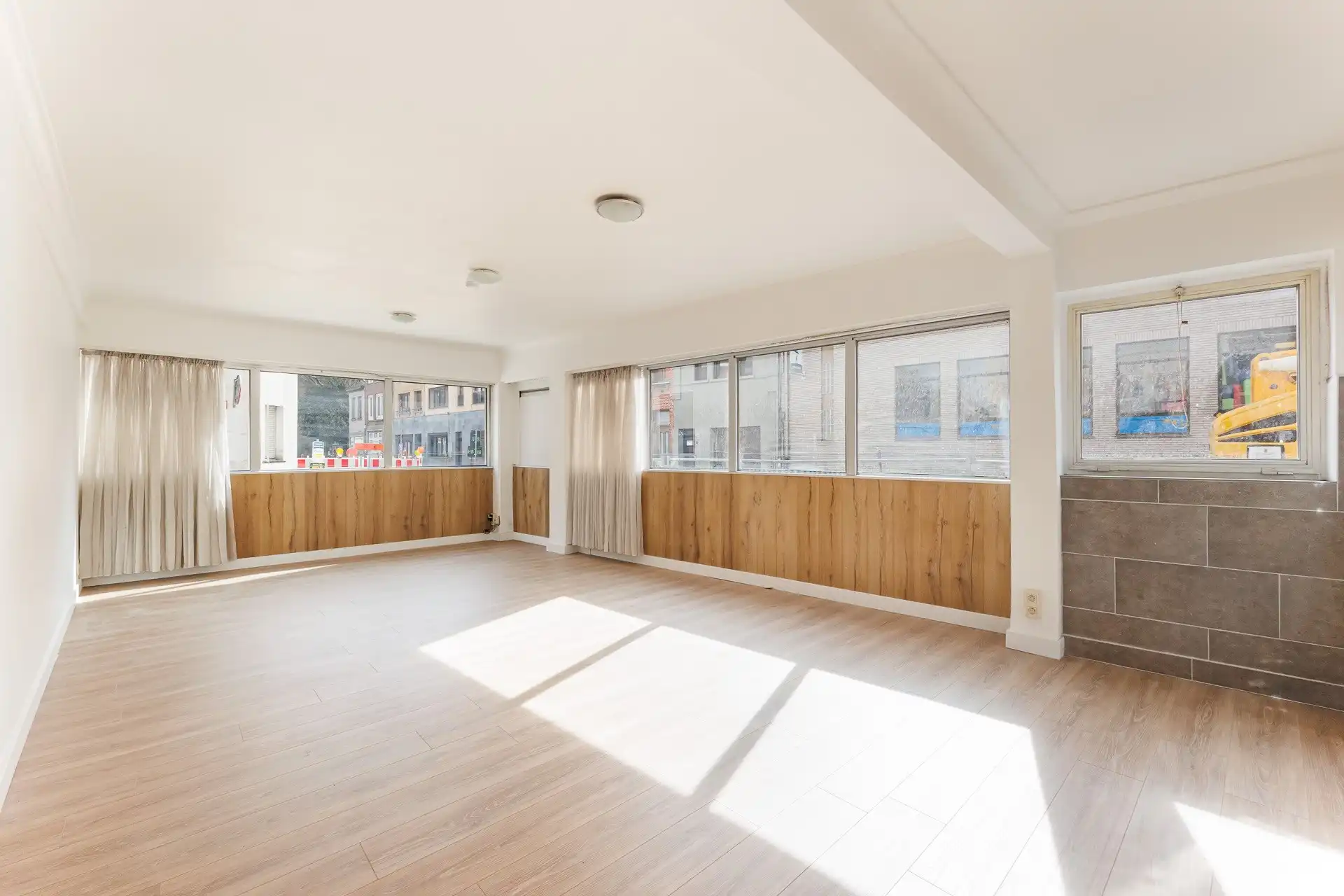 Gelijkvloers appartement / praktijk in Silsburg Deurne-Zuid foto 13