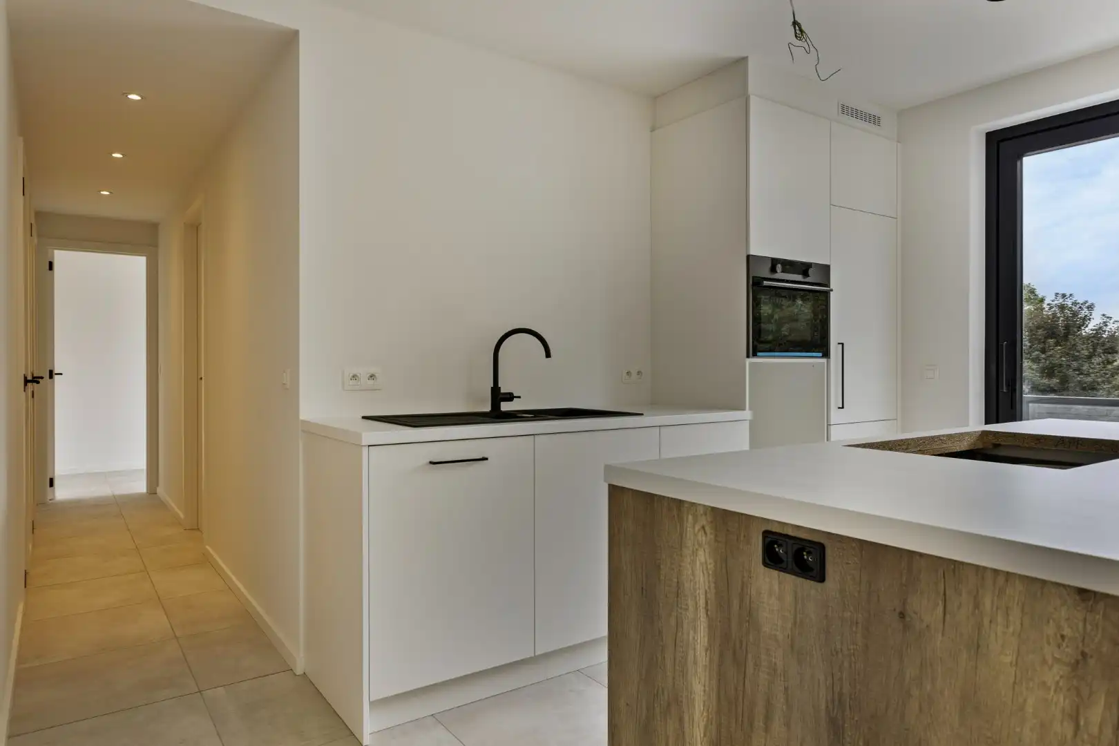 LAATSTE APPARTEMENT - Aankoop aan 6% B.T.W. foto 3