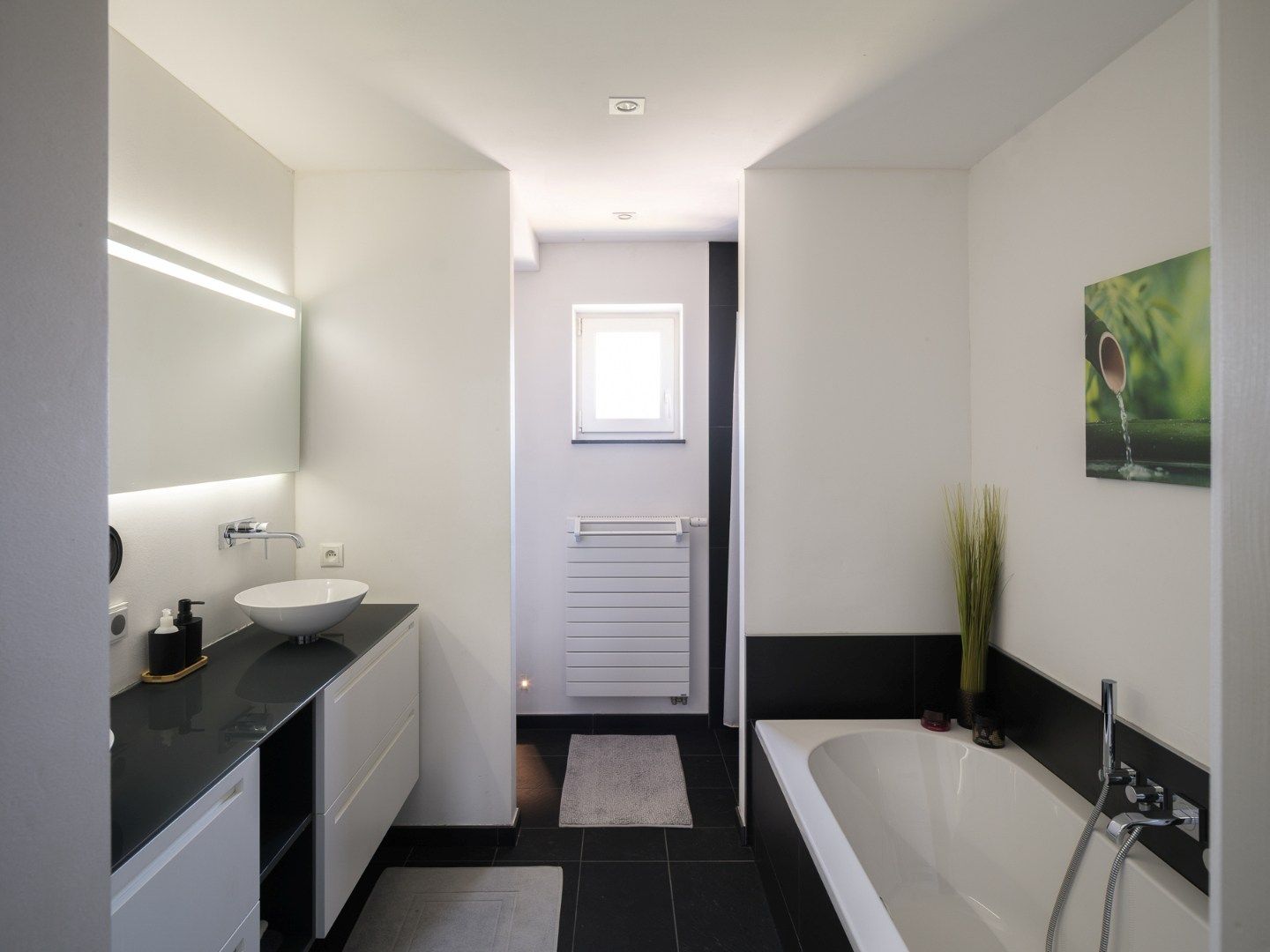 Exclusief wonen in rust en comfort – instapklare villa met zwembad in doodlopende straat foto 31