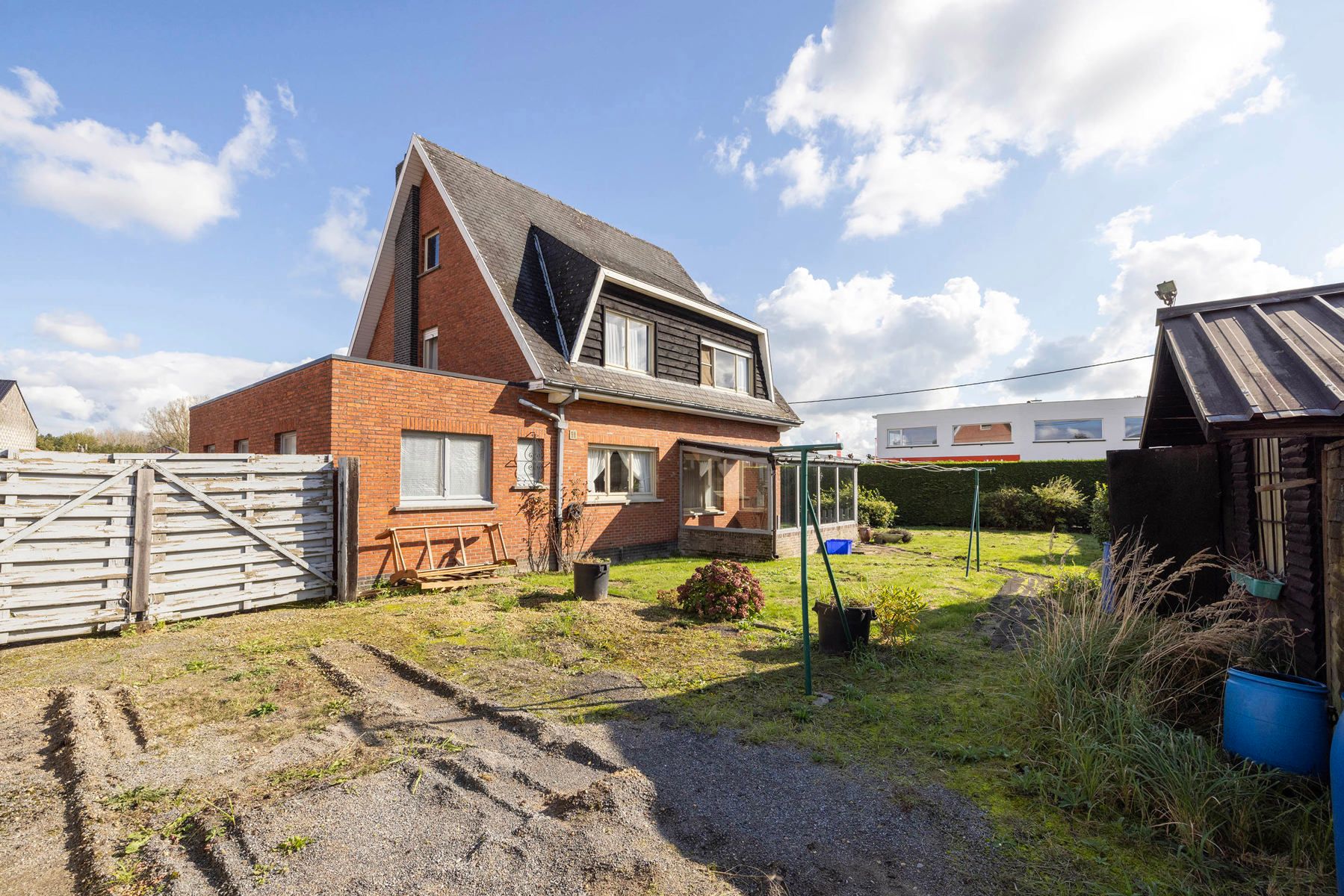 Te renoveren OB met 3/4 slaapkamers op een grond van 714m²  foto 8