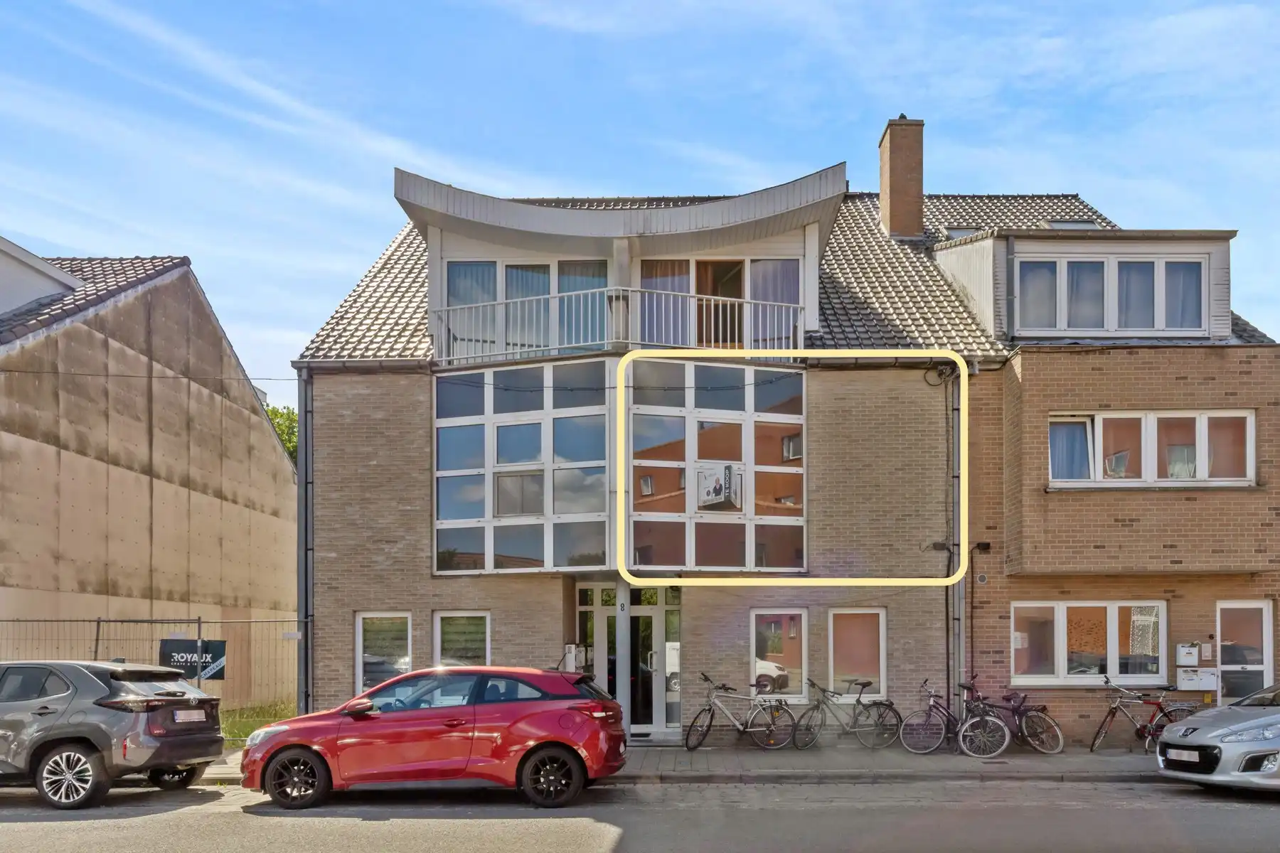 gemeubeld 1-slpk appartement met zonnig terras nabij UZ Gent foto {{pictureIndex}}