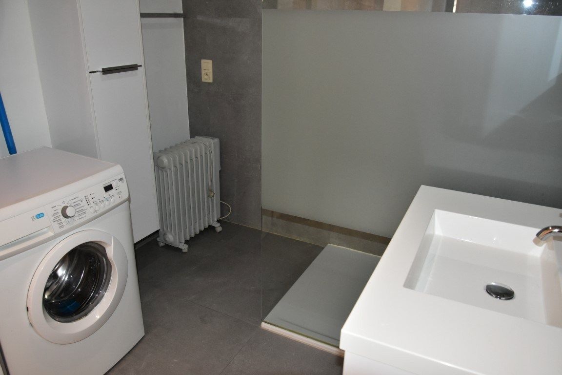 Centraal gelegen appartement met 2 slaapkamers foto 12