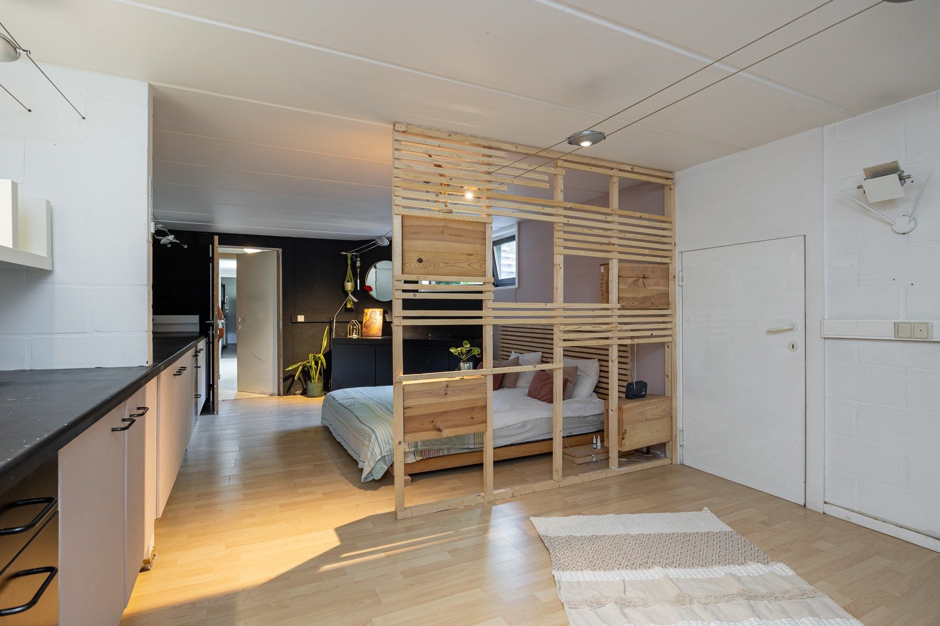 Unieke architectenwoning met tuin en polyvalente ruimte foto 23