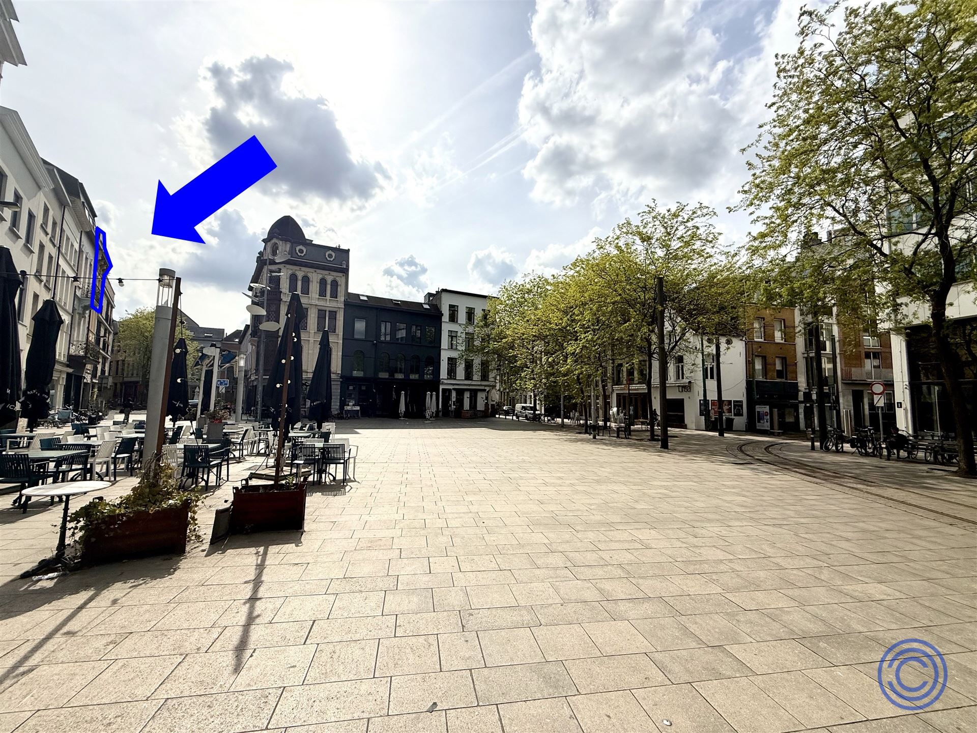 Gerenoveerde penthouse met zonnig terras op gezellige locatie! foto 8