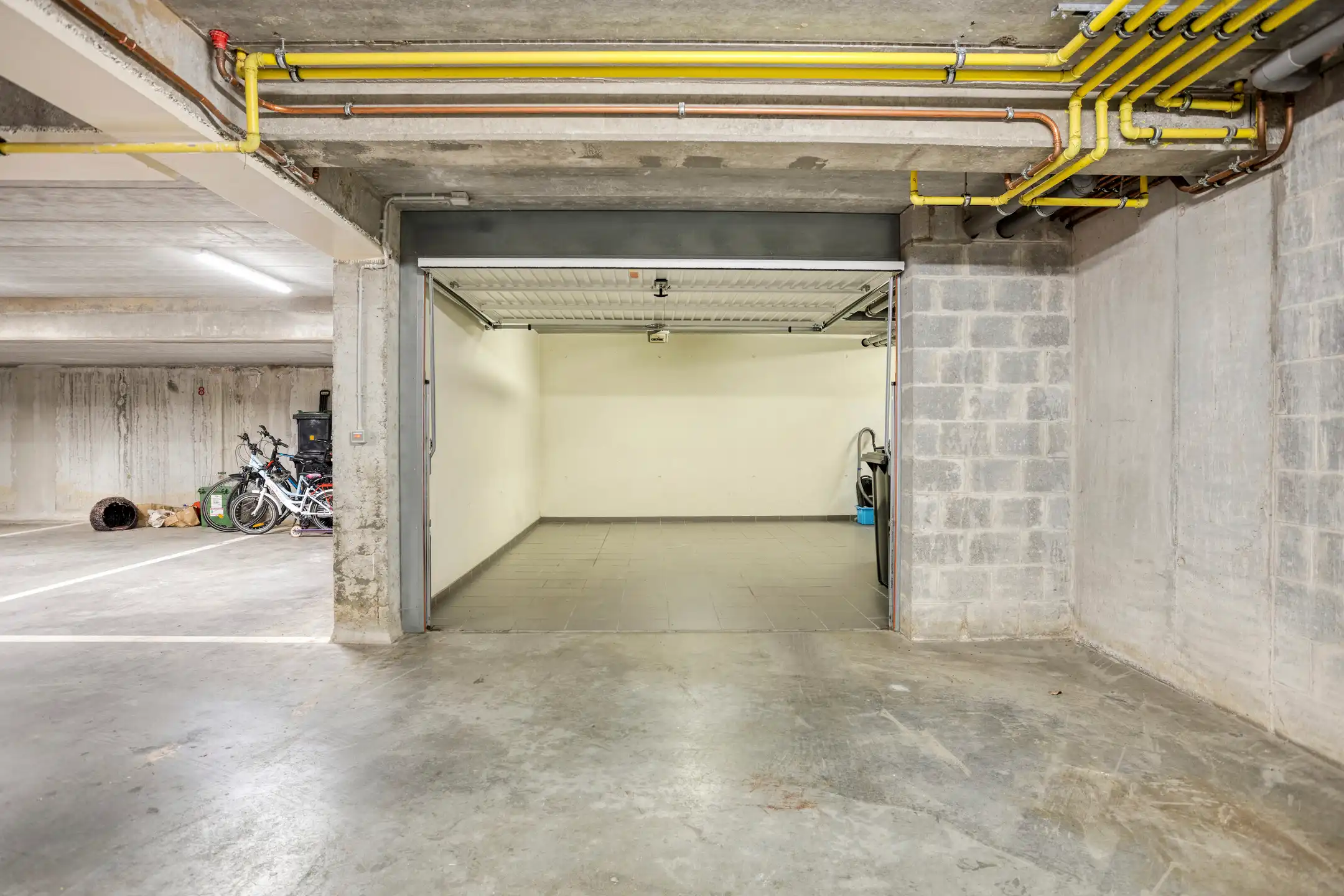 Instapklaar, energiezuinig appartement met garagebox foto 13