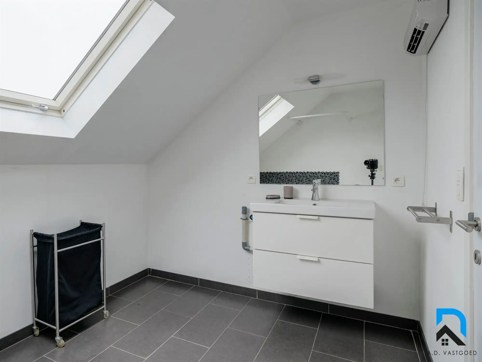 Ruime woning op toplocatie in Munsterbilzen foto 24