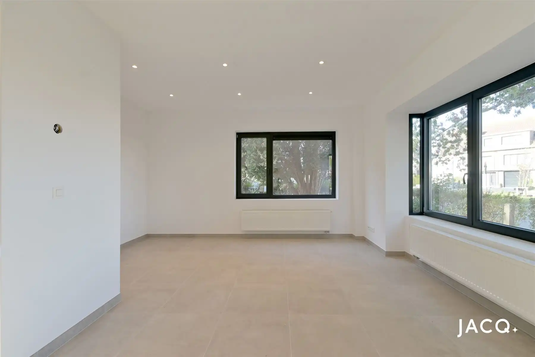 Prachtig gerenoveerde woning met 3 slaapkamers en tuin! foto 7