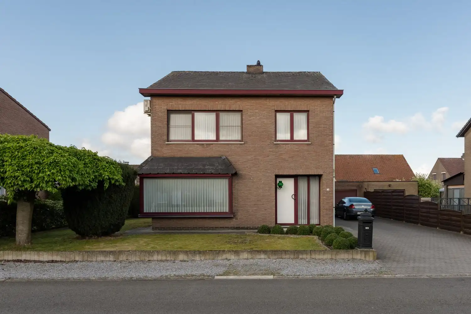 Hoofdfoto van de publicatie: Goed onderhouden 3 SLK woning nabij het centrum van Lommel