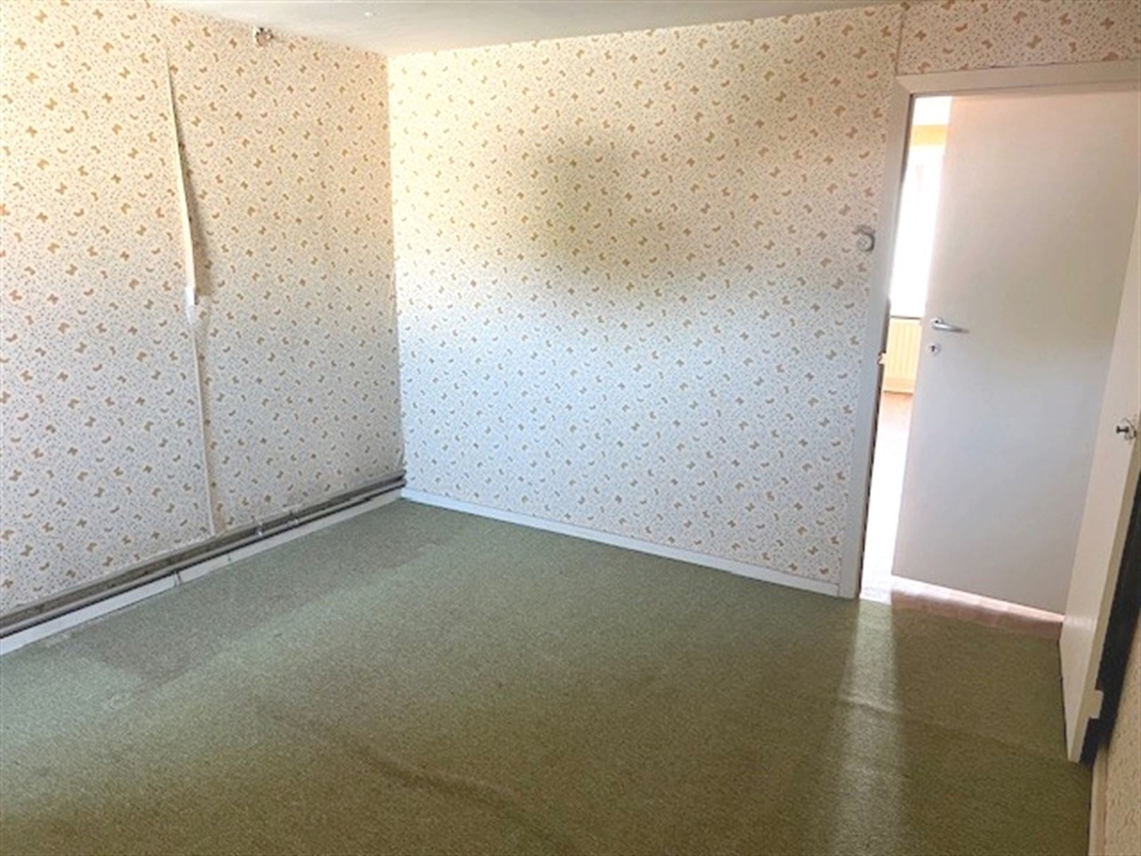Te renoveren woning in deelgemeente Welden foto 5