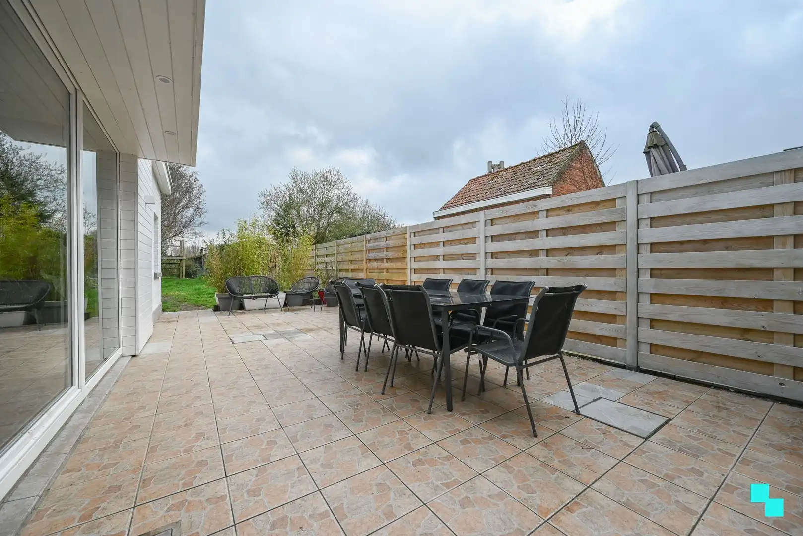 Instapklare ééngezinswoning met vier slaapkamers te Sint-Eloois-Winkel foto 12