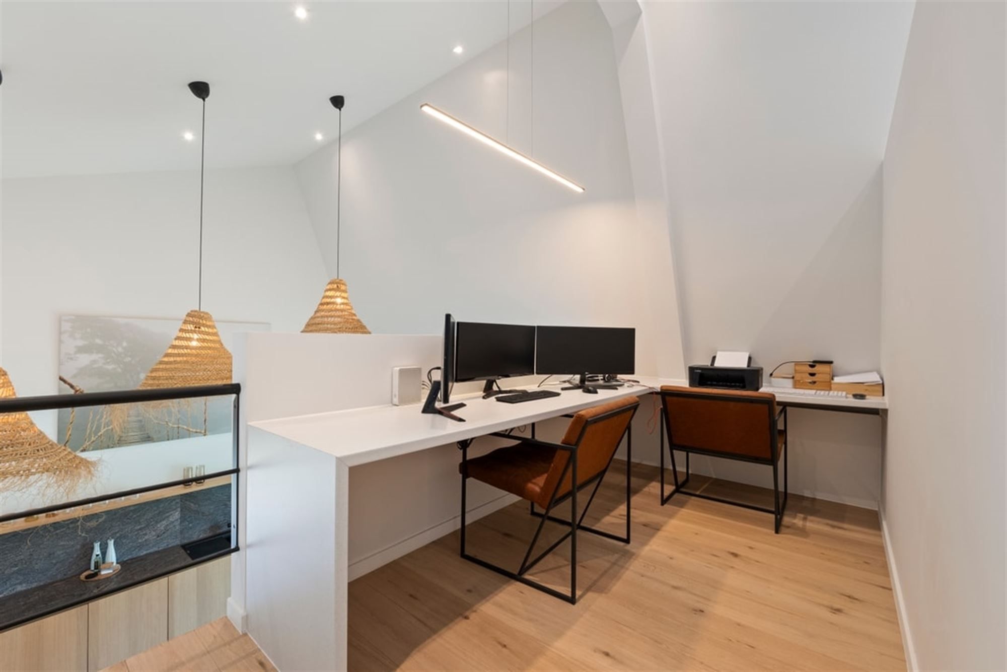UNIEKE DESIGNWONING MET MODERNE AFWERKING EN STIJVOLLE ARCHITECTUUR foto 32