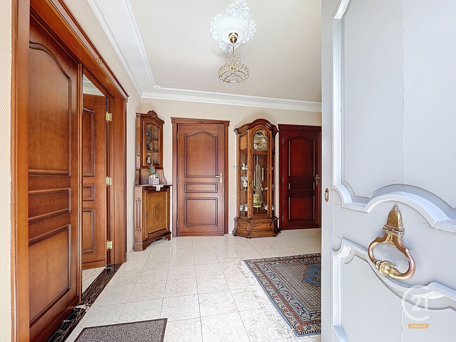 Degelijke en onderhouden gelijkvloerse woning met werkhuis foto 5