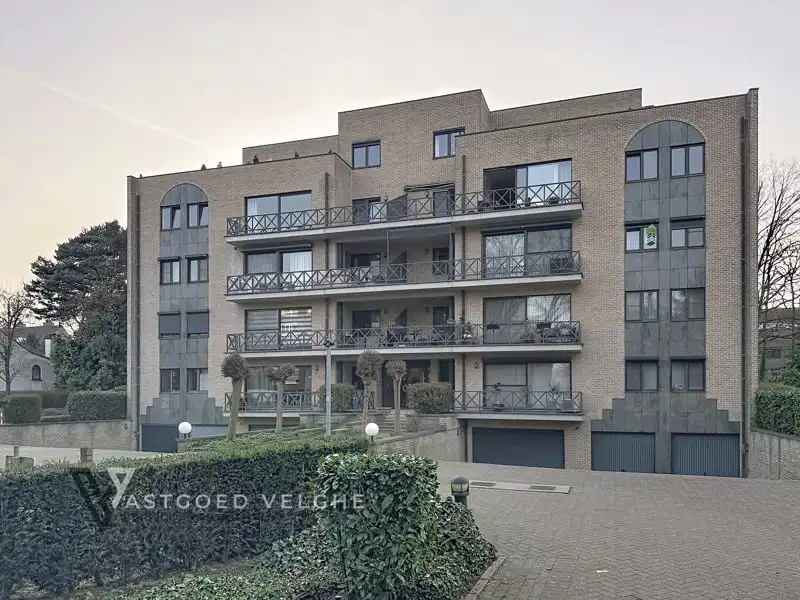 Ruim energiezuinig appartement met 3 slaapkamers van 107m² foto {{pictureIndex}}