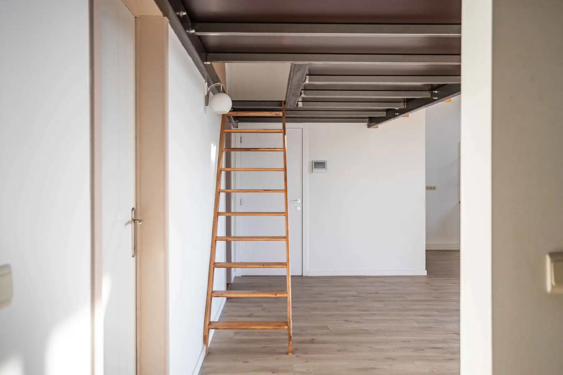 Te koop: ruim dakappartement met terras en private parking foto 19
