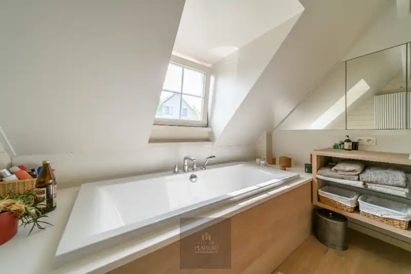 Charmante Mi Casa-villa op 1271m² op slechts 400 meter van zee. foto 29