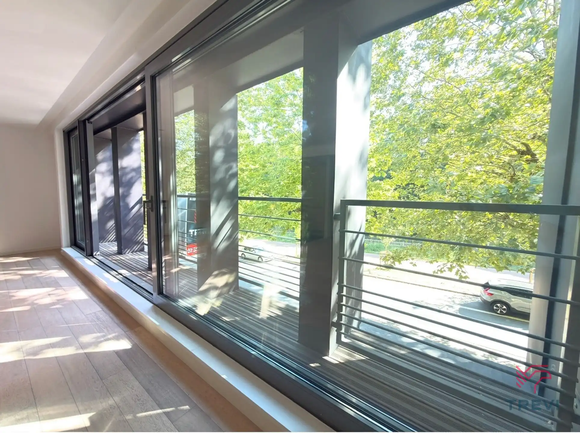 Mooi appartement met twee slk in een klein flatgebouw foto 11