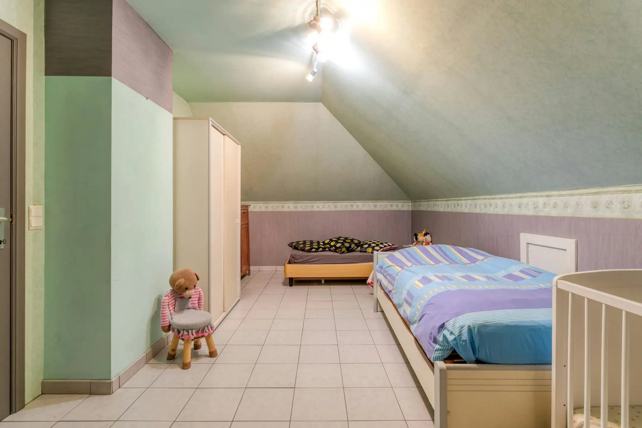 Karaktervolle villa op ruim perceel te koop in Roeselare foto 12