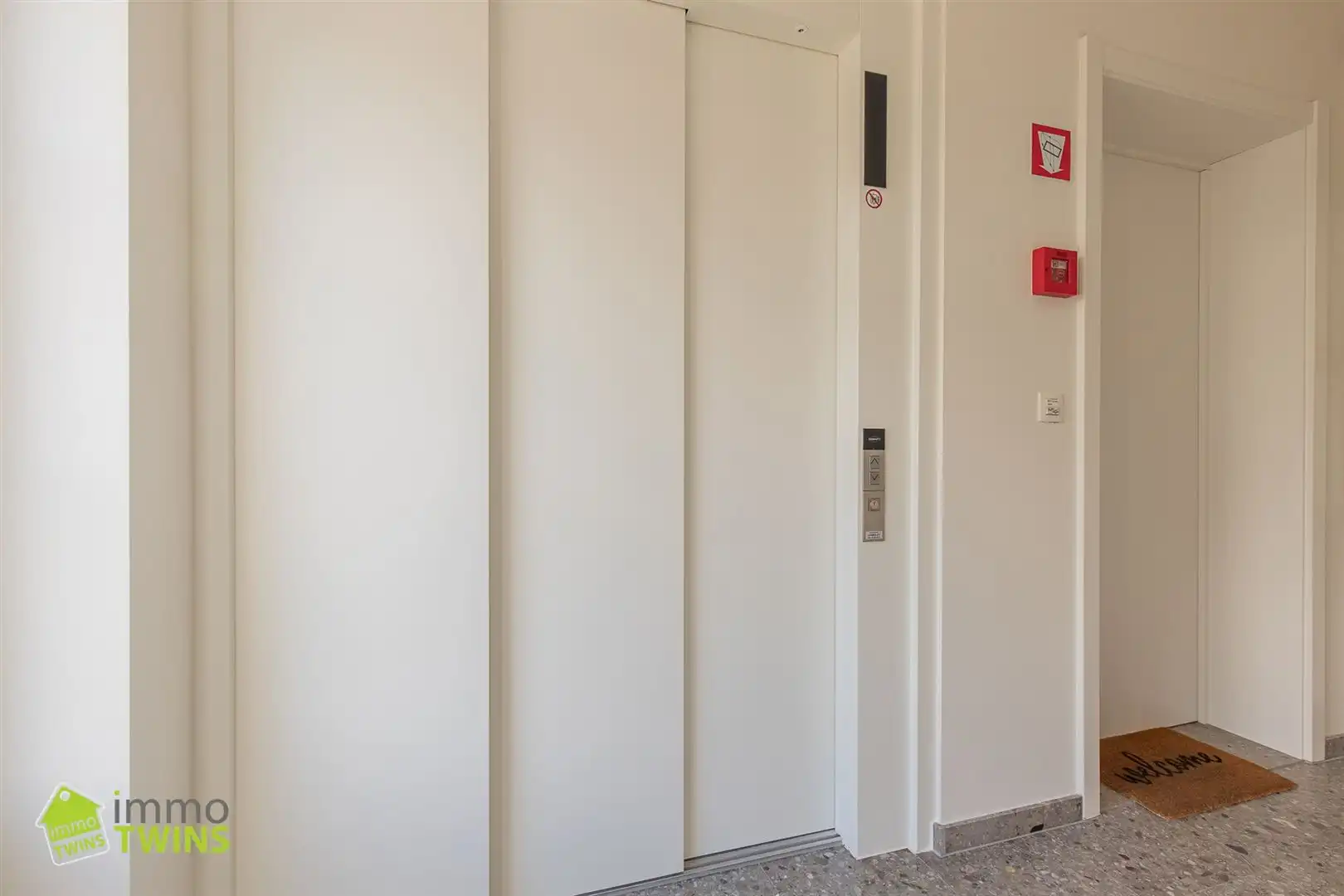 Modern nieuwbouwappartement in Serskamp foto 28