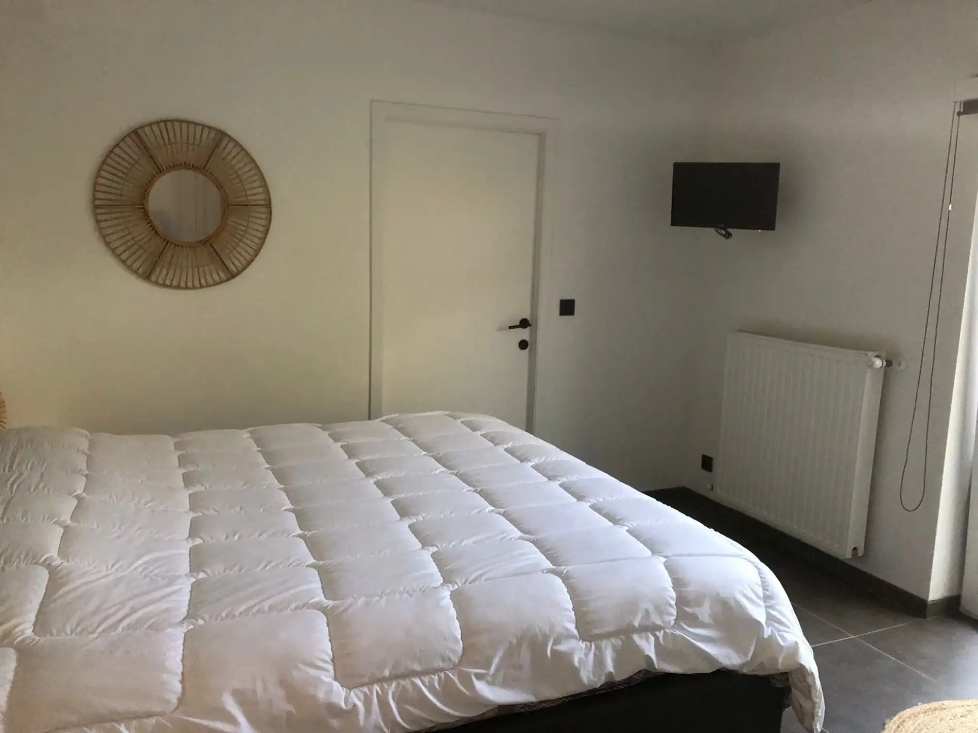 Alleenstaande woning met 5 slaapkamers en diepe tuin te Zarren foto 11