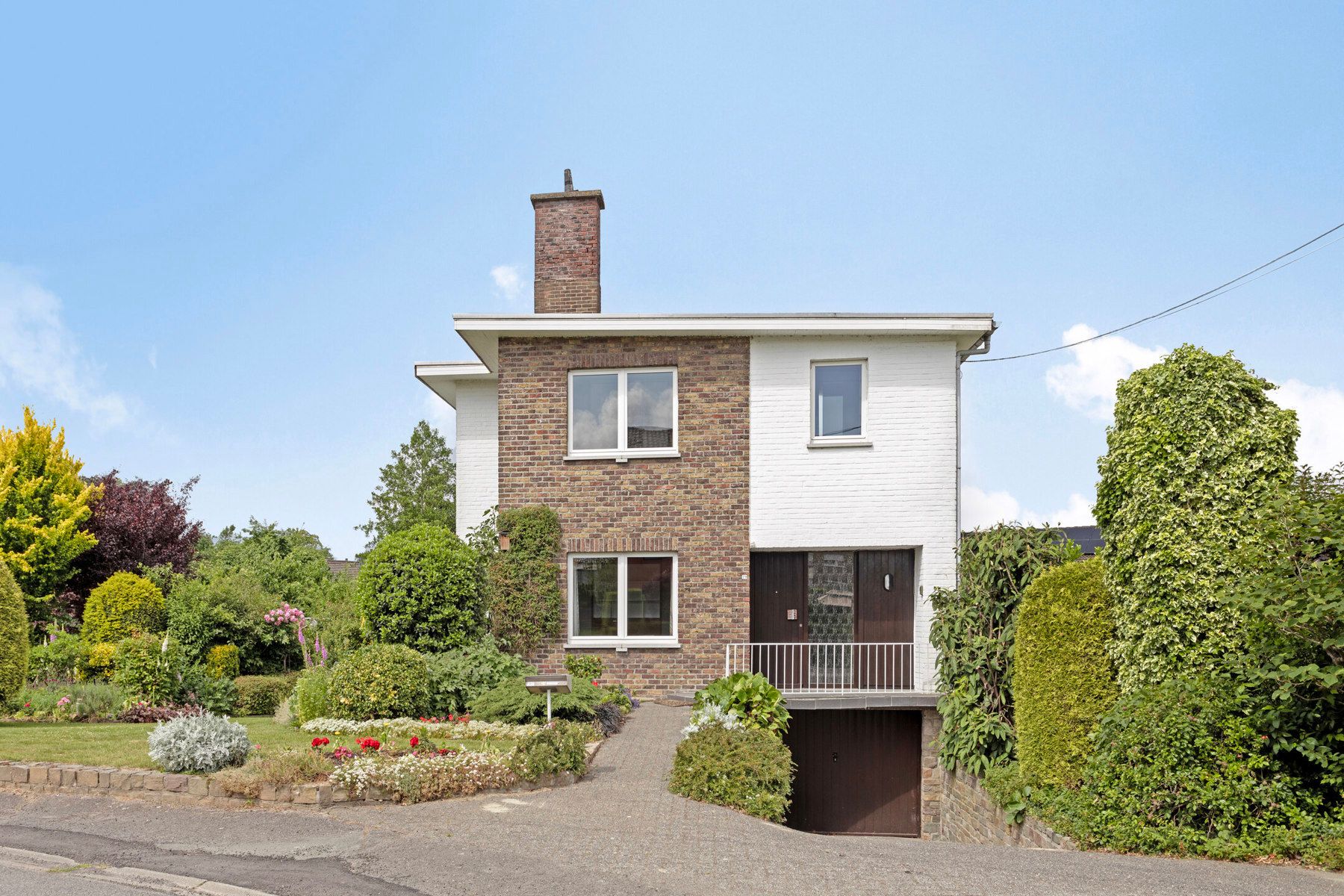 Villa met 4 slpk, tuin, garage en uitbreidingsmogelijkheden! foto 2